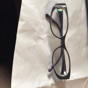 Gucci frames.  Frames are grey; hint of purple